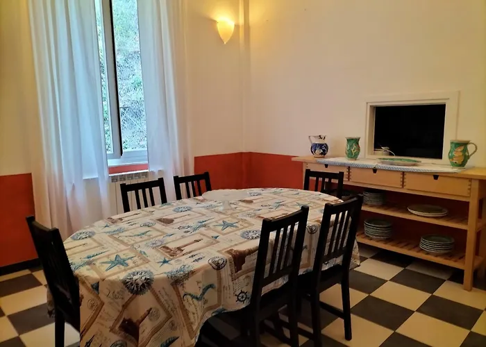 Bouganville House In The Center - Amazing Sea View *