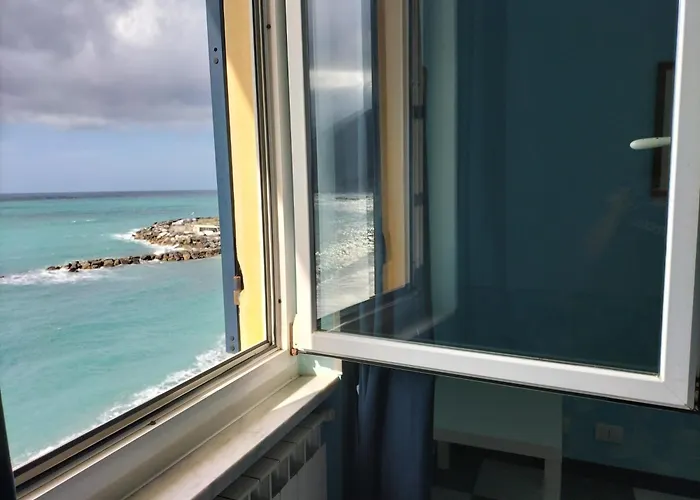 Apartmán Bouganville House In The Center - Amazing Sea View *