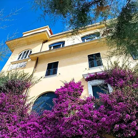 דירה Bouganville House In The Center - Amazing Sea View מונטרוסו אל מארה