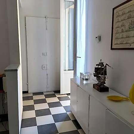 Bouganville House In The Center - Amazing Sea View *
