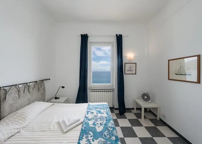 Bouganville House In The Center - Amazing Sea View * مونتيروسّو ال ماري