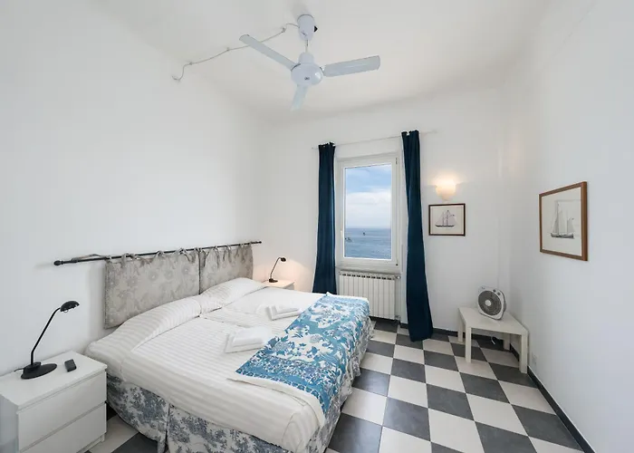 Bouganville House In The Center - Amazing Sea View * مونتيروسّو ال ماري
