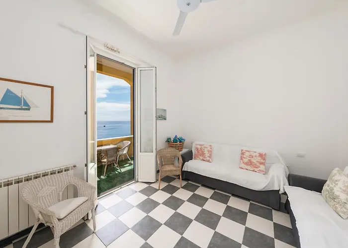 شقة Bouganville House In The Center - Amazing Sea View مونتيروسّو ال ماري