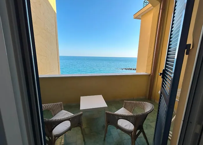 Bouganville House In The Center - Amazing Sea View شقة مونتيروسّو ال ماري